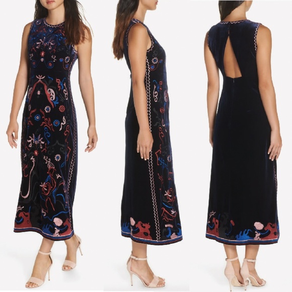 FOXIEDOX Fuji Floral Embroidered Velvet Tea Length Dress Size 4 Navy Blue Midi - Picture 3 of 17